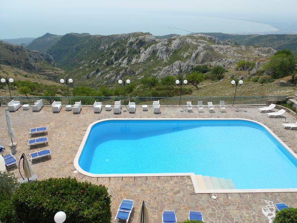 Hotel Santangelo Monte Sant'Angelo Eksteriør billede