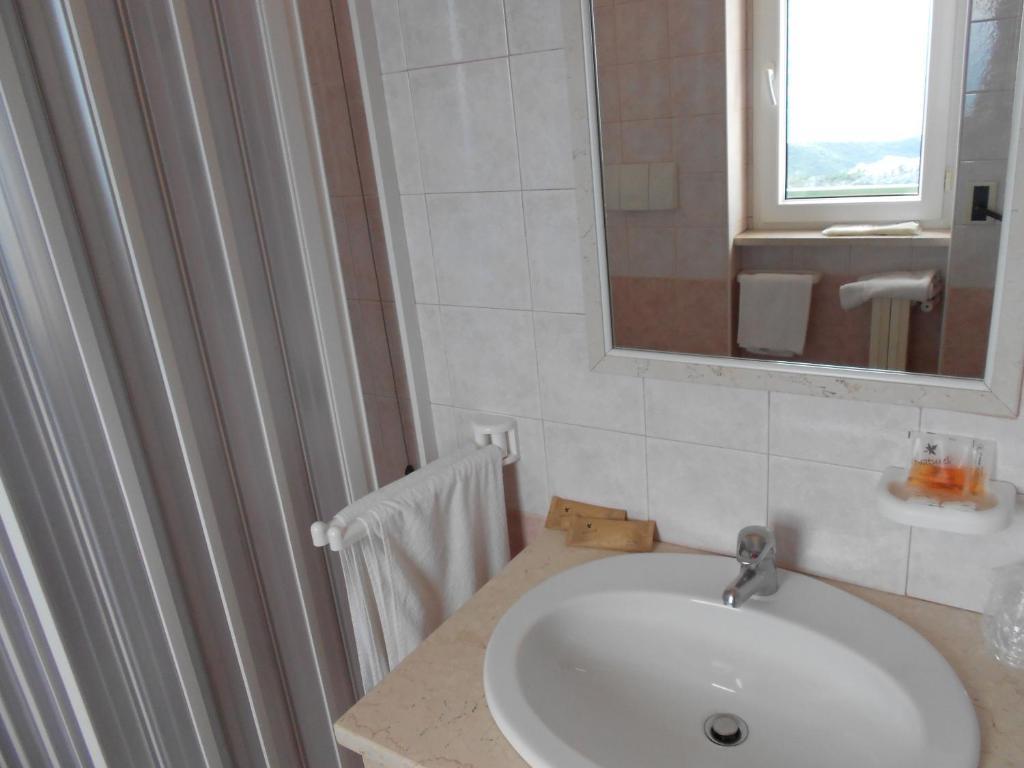 Hotel Santangelo Monte Sant'Angelo Værelse billede